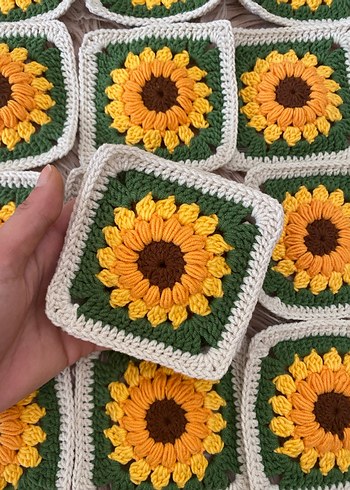 Ayçiçeği Desenli El Örgüsü Motif 10 Adet - Görsel 2