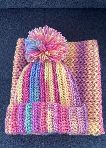 Kız Çocuk Renkli Batik Örgü Bere ve Atkı Seti - Görsel 2