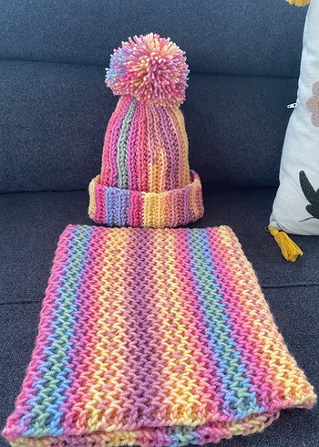 Kız Çocuk Renkli Batik Örgü Bere ve Atkı Seti - Görsel 9