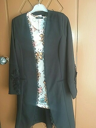 Blazer ceket ve sıfır kol bluz