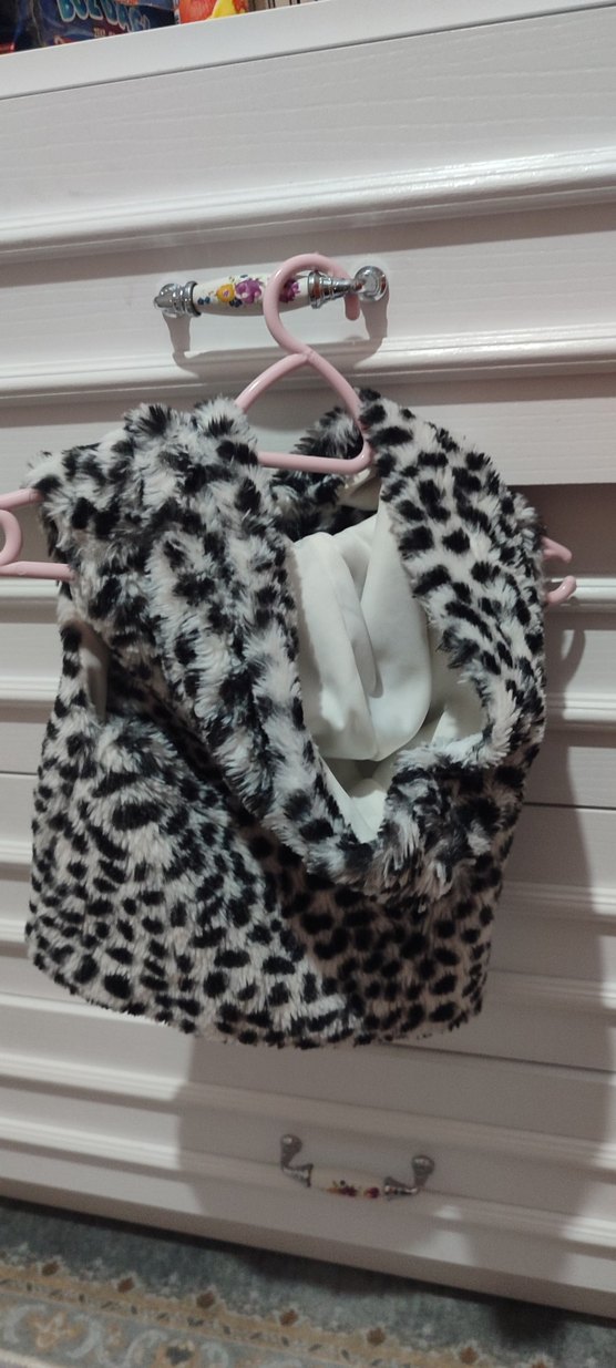 Kız Çocuk Leopar Desenli Kapüşonlu Kürklü Yelek - Görsel 3