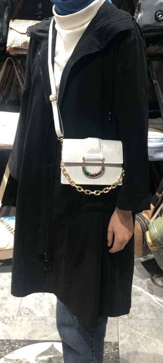 Uzun siyah Kadın Yağmurluk - Görsel 3