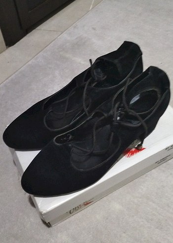 Kadın Siyah Süet Tokalı Blok Topuklu Ayakkabı - Görsel 2