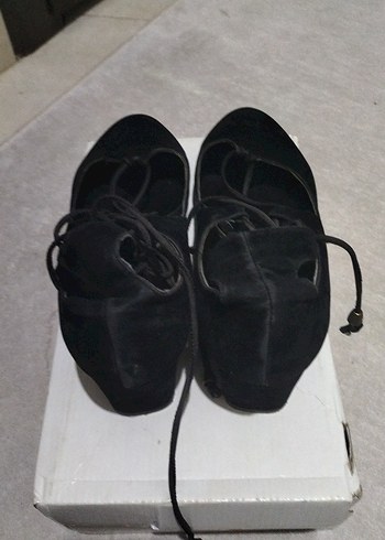 Kadın Siyah Süet Tokalı Blok Topuklu Ayakkabı - Görsel 3