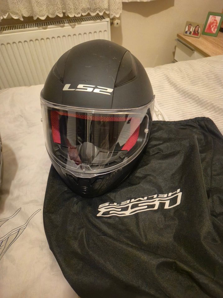 LS2 SiyahMotosiklet Kaskı ve ekipman - Görsel 5