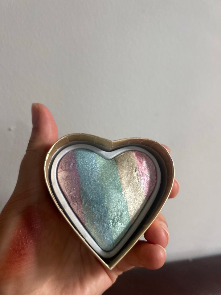 Bej Kalp Şeklinde Makyaj Süngeri - Görsel 4