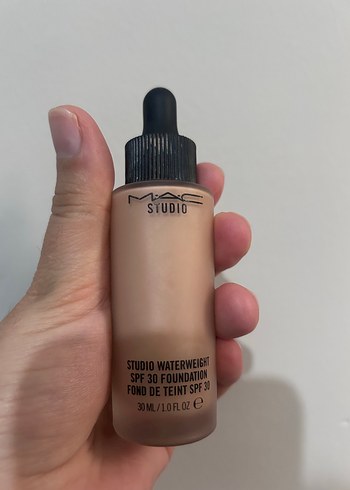 MAC MAC Studio Waterweight SPF 30 Fondöten 30 ml