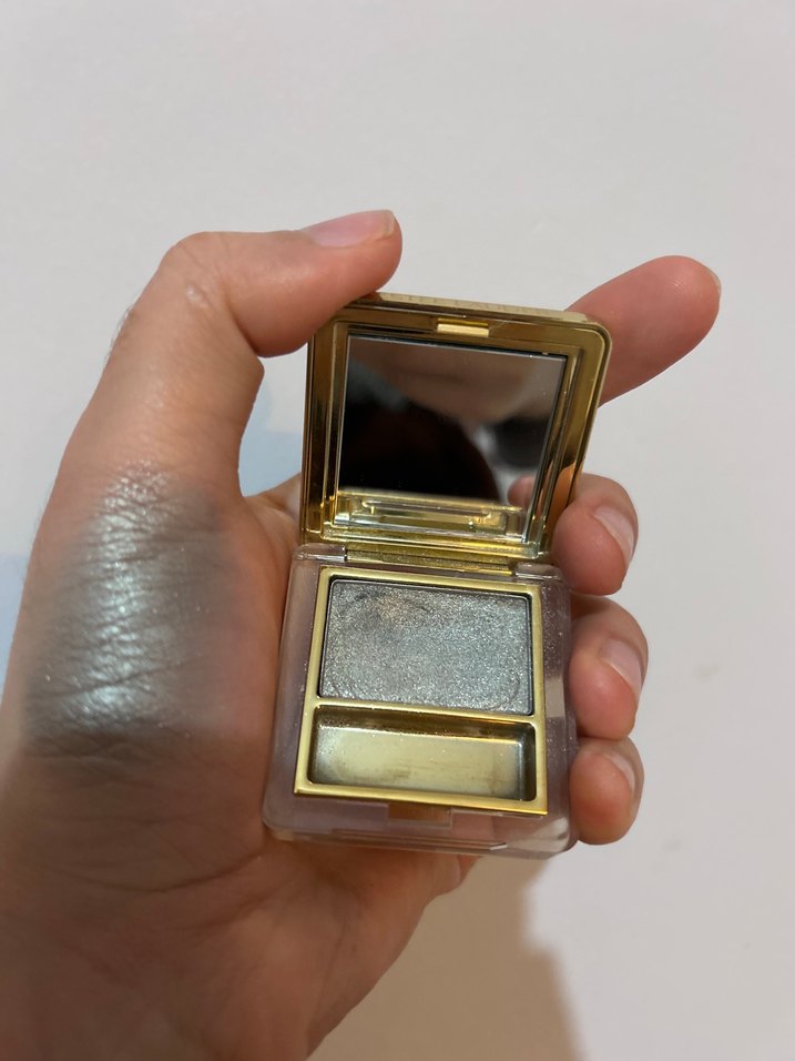 Parlak Altın Pudra este lauder - Görsel 5