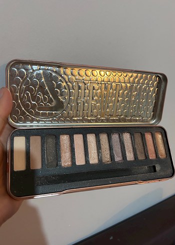 Bej Tonlarda Göz Farı Paleti - Görsel 9
