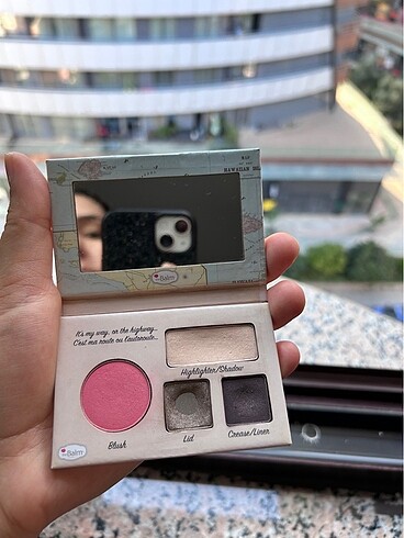 The Balm The balm blush ve far