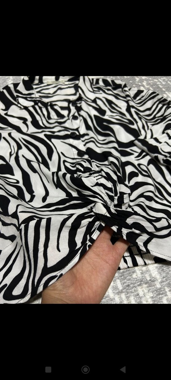 Zebra Desenli Uzun Kollu Mini Kadın Bluz - Görsel 3
