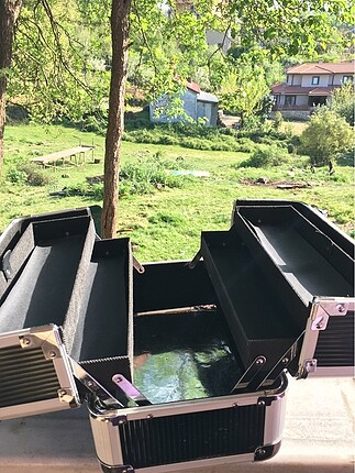 Profesyonel makyaj çantası