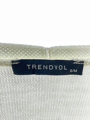 s Beden beyaz Renk Trendyol & Milla Hırka %70 İndirimli.