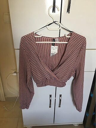 H&M Crop Bluz