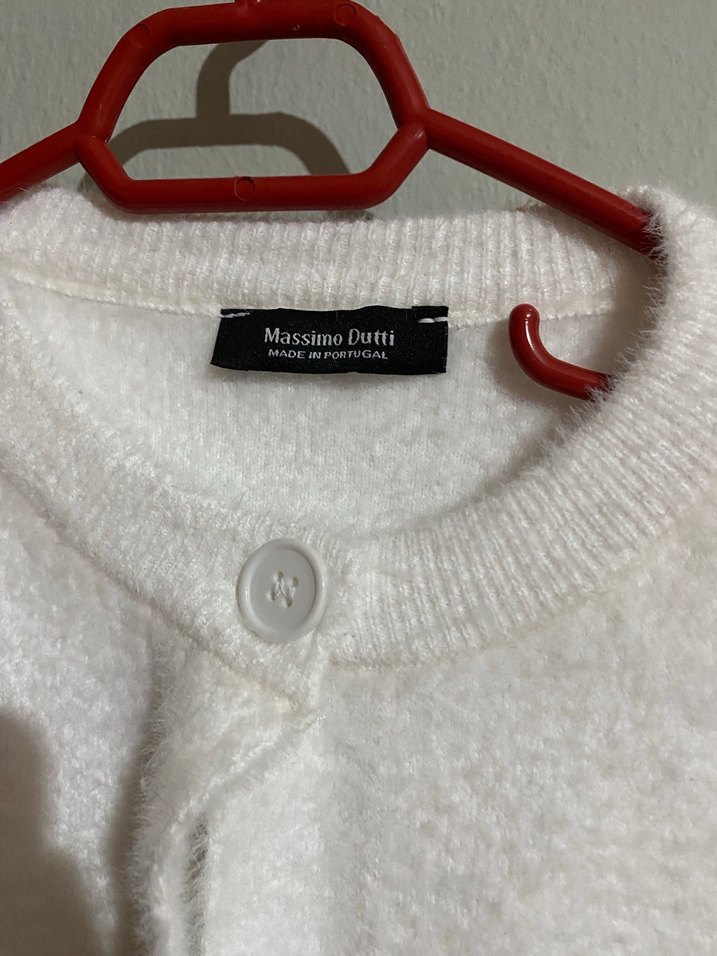 Düğmeli Beyaz Kadın Hırka - Görsel 2