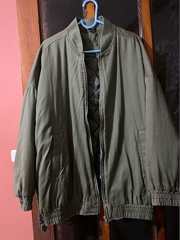 Bomber mont
