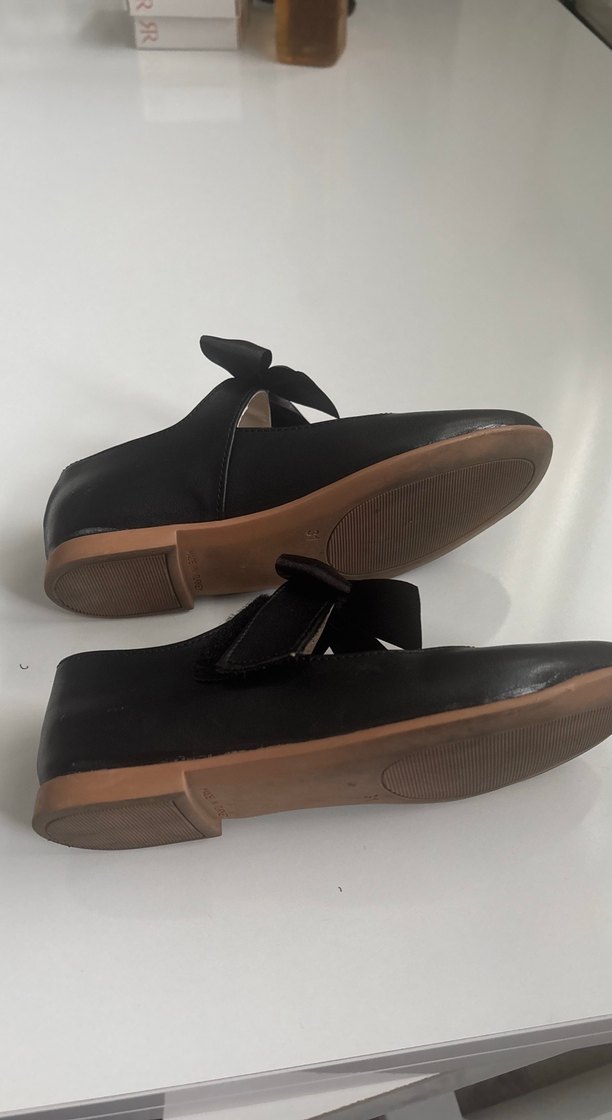 Siyah Fiyonk Detaylı Kız Babet Ayakkabı - Görsel 4