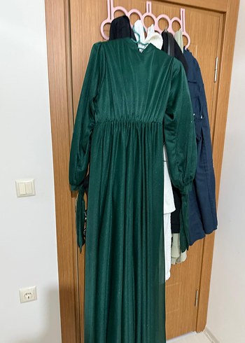 Uzun Yeşil Bohem Drapeli Abiye Elbise - Görsel 5