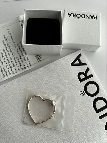 PANDORA MOMENTS KALP CHARM TAŞIYICI GARANTILI SERTIFIKALI