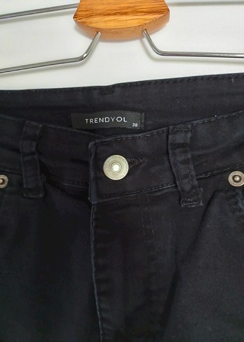 Trendyol & Milla Kadın Siyah Bol Kesim Midi Kot Pantolon