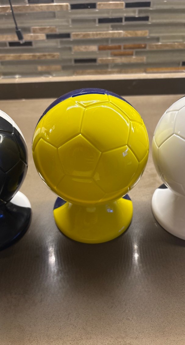 Sarı Futbol Topu Şeklinde Kumbara - Görsel 3