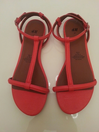 H&M sandalet