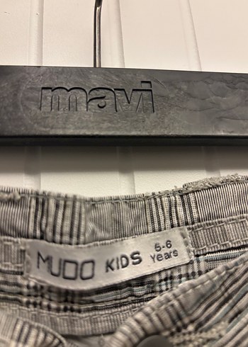 Erkek çocuk için Ekose Desenli Gri Keten Şort - Görsel 5