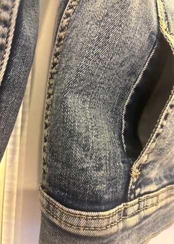 Kız Çocuk Gri Düğmeli Denim Ceket - Görsel 3