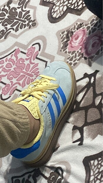37 Beden mavi Renk adidas Gazelle