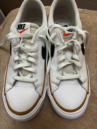 38,5 Beden beyaz Renk Nike court legacy