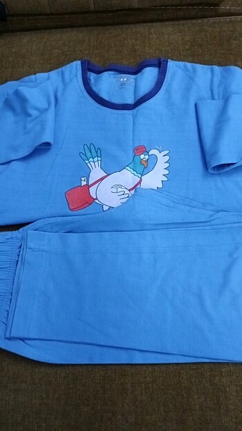 Erkek çocuk pijama takımı