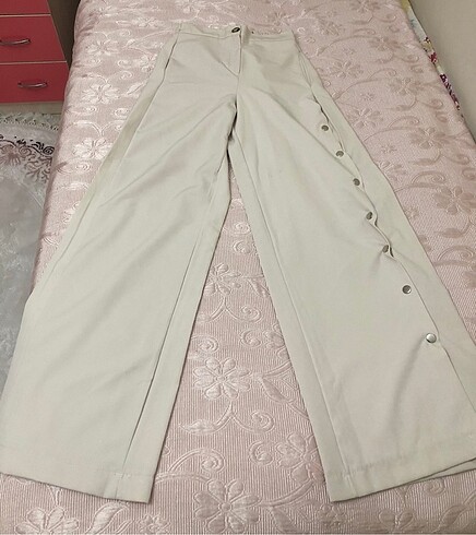 ÇIT ÇIT DETAYLI BOL PAÇA KUMAŞ PANTOLON