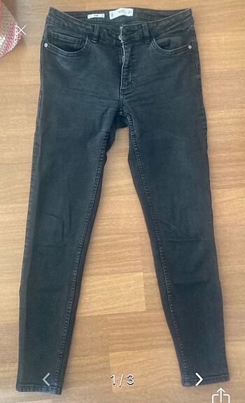 MANGO jean