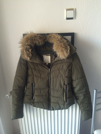 Bershka Mont