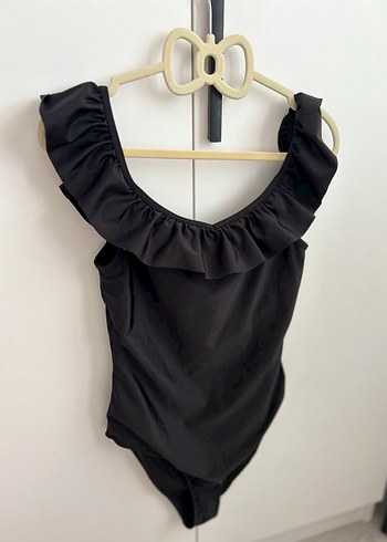 Fırfırlı Siyah Kadın Mayo - Görsel 2