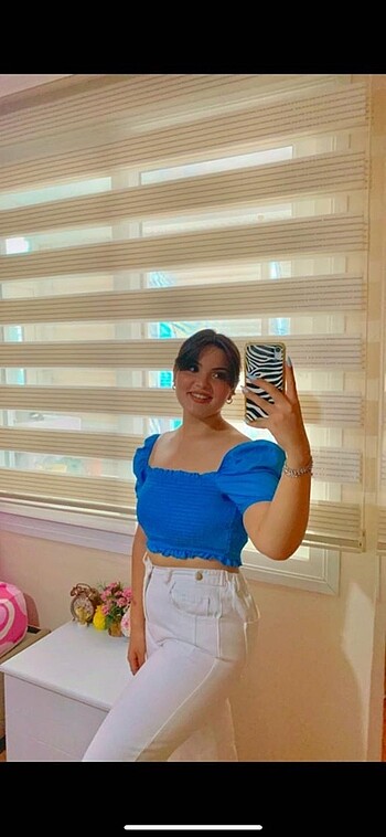 l Beden Mavi Crop Bluz