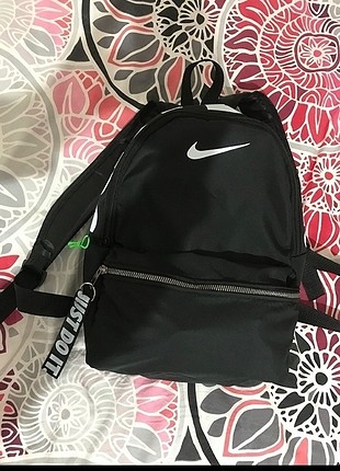  Beden Orta boy Nike sırt çantası