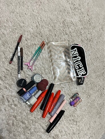 Maybelline Makyaj malzemeleri