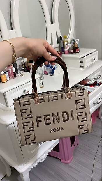 Fendi çanta