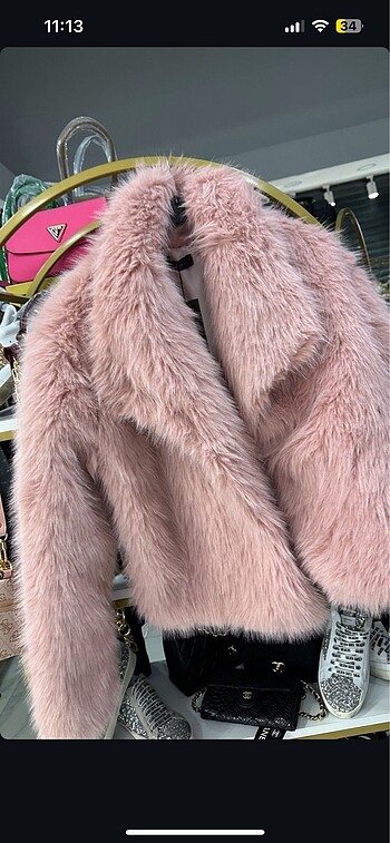 Pembe kürk