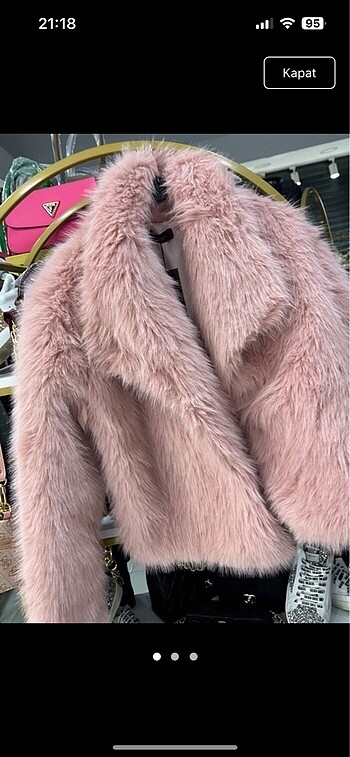 Pembe kürk