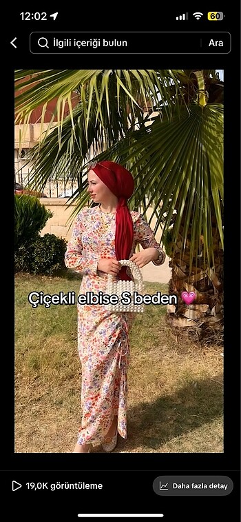 Çiçekli elbise