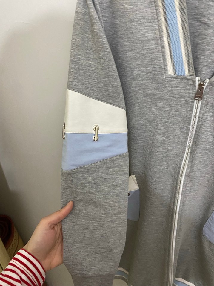 Kadın Gri Fermuarlı Uzun Sweatshirt - Görsel 3