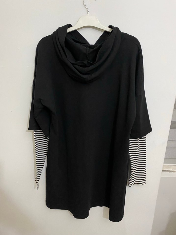 Siyah Kapüşonlu Uzun Kollu Oversize Sweatshirt - Görsel 3