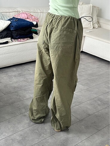 l Beden Paraşüt Pantolon