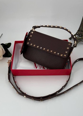  Beden Valentino zımba detaylı çanta