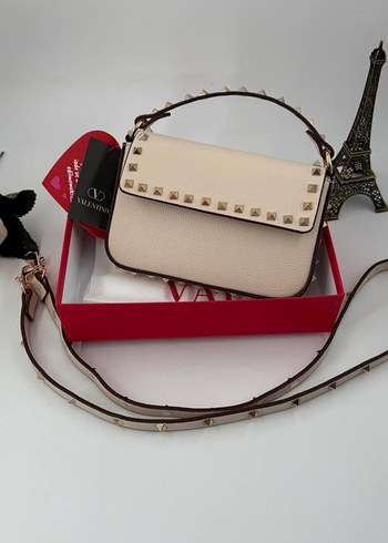 Valentino Valentino zımba detaylı çanta