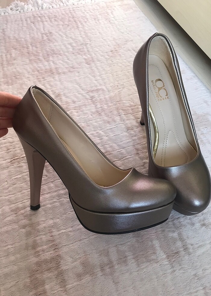 Topuklu ayakkabı - Görsel 2