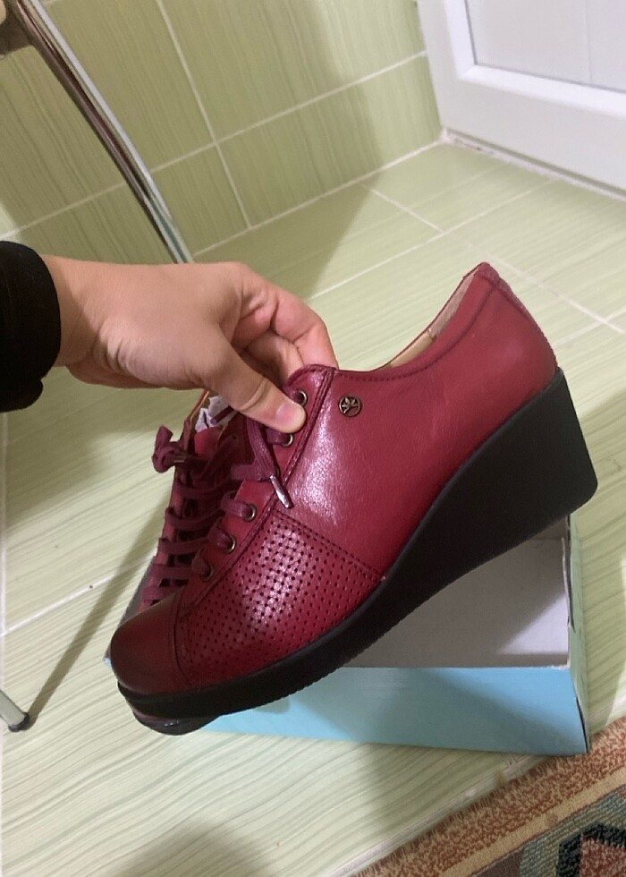 Dolgu topuklu ayakkabı - Görsel 2