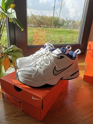 orjınal nike monharchi
